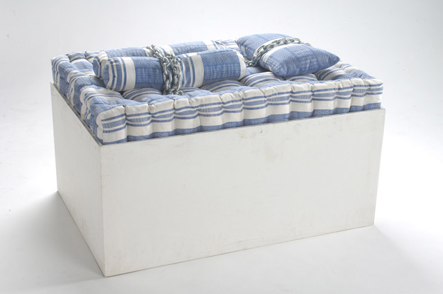 FXハルソノ《くつろいだ鎖》1975/1995年 ナショナル・ギャラリー・シンガポール蔵:「アジアにめざめたら:アートが変わる、世界が変わる 1960-1990年代」東京国立近代美術館